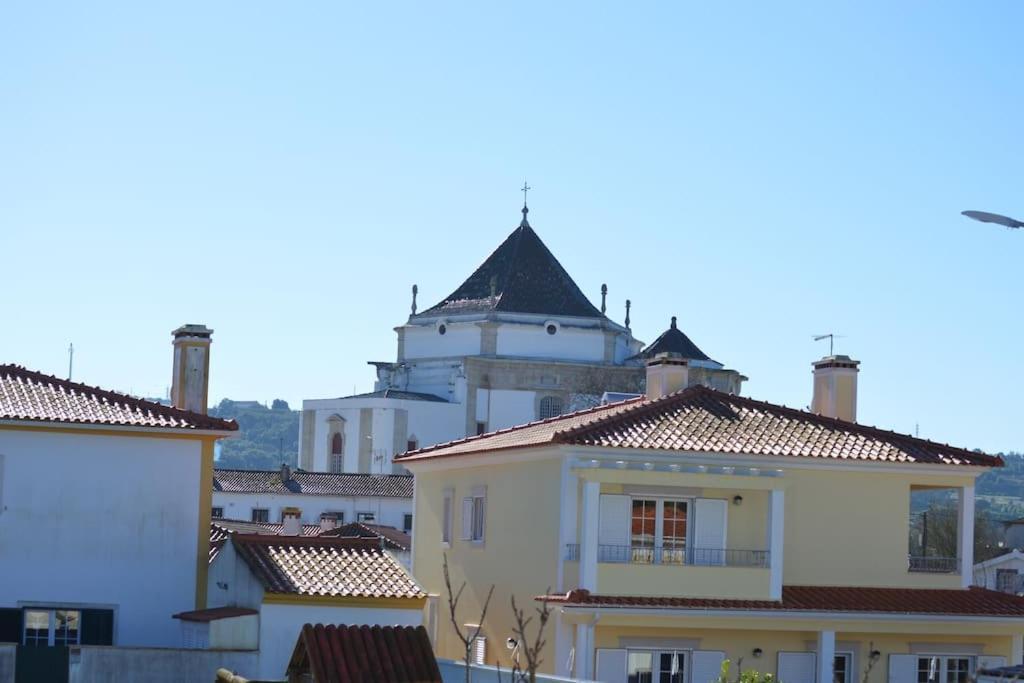 Casa Da Varzea - O Castelo A Janela!!! Óbidos Eksteriør billede
